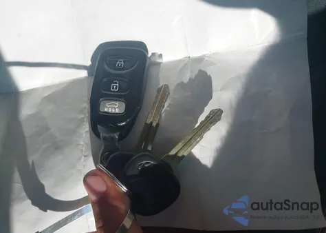 2012 Hyundai Elantra Gls (Ulsan Plant) from USA, damaged, VIN KMHDH4AE7CU306181